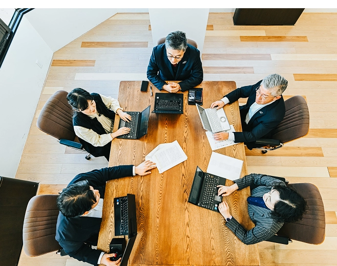 実務会社だからこその圧倒的情報量と圧倒的提案力